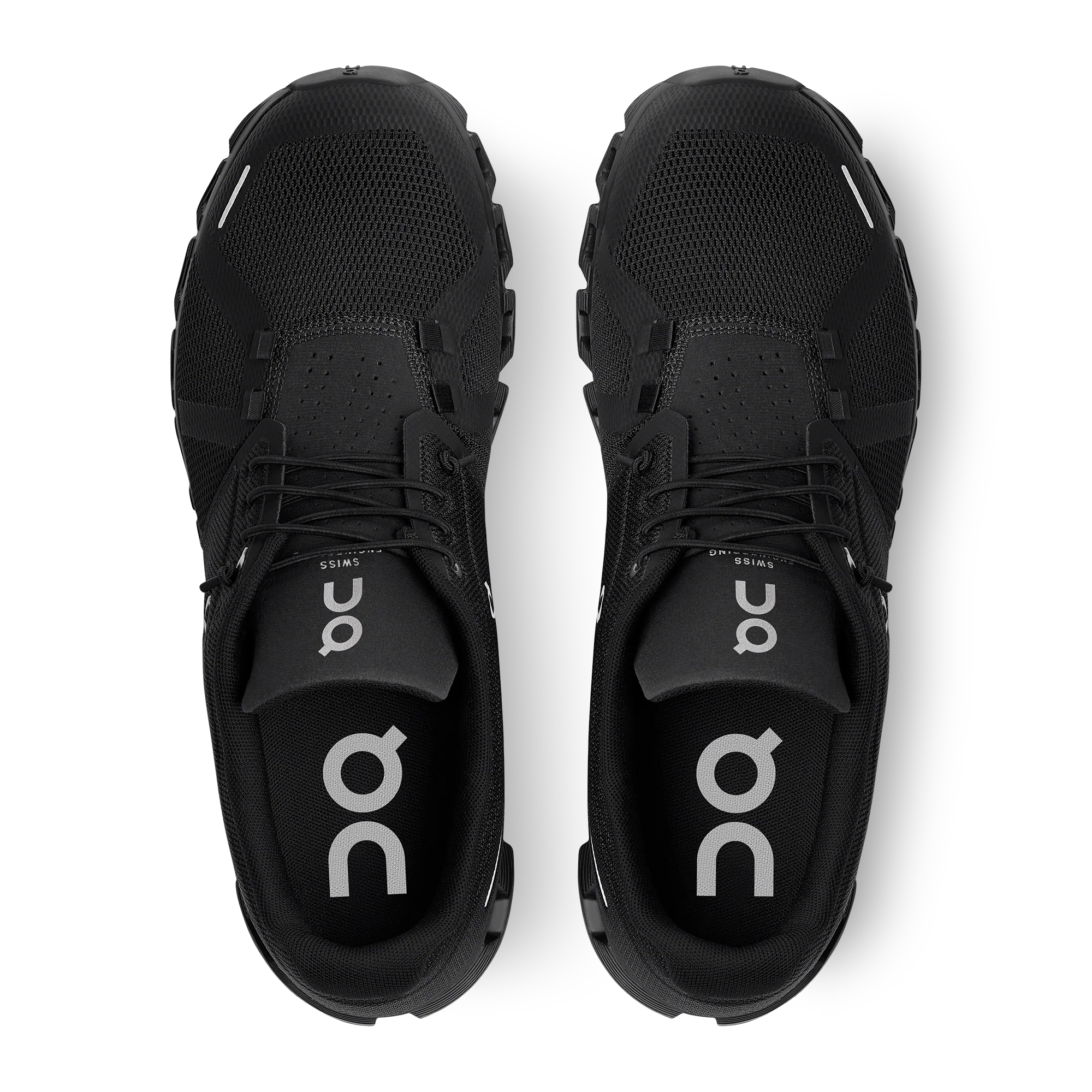 On running Cloud 5 All Black