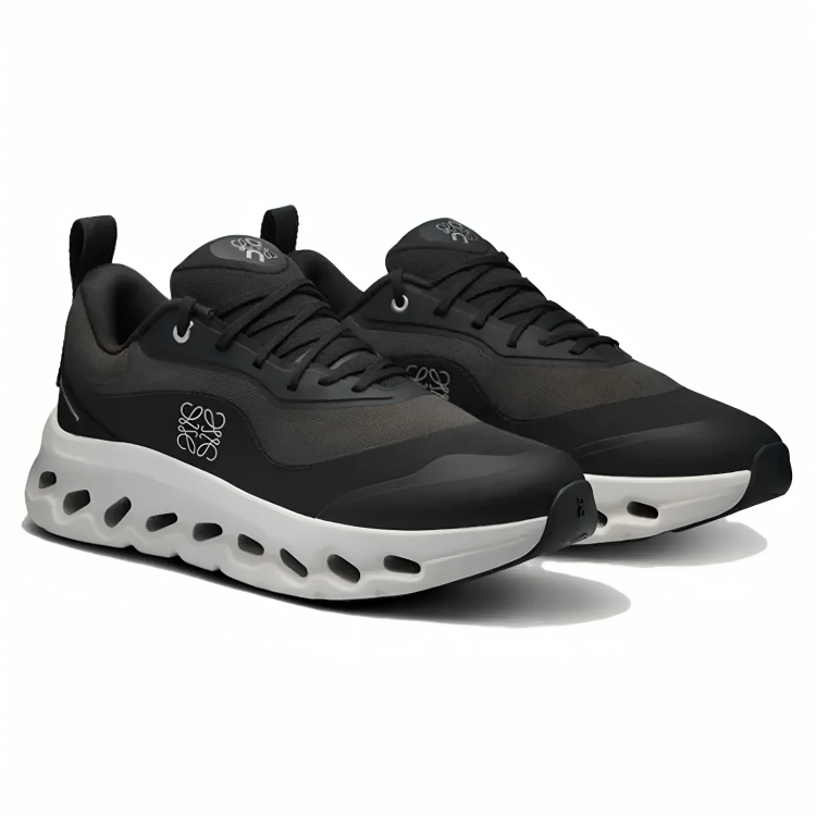 On running Cloudtilt LOEWE 2 - Black White