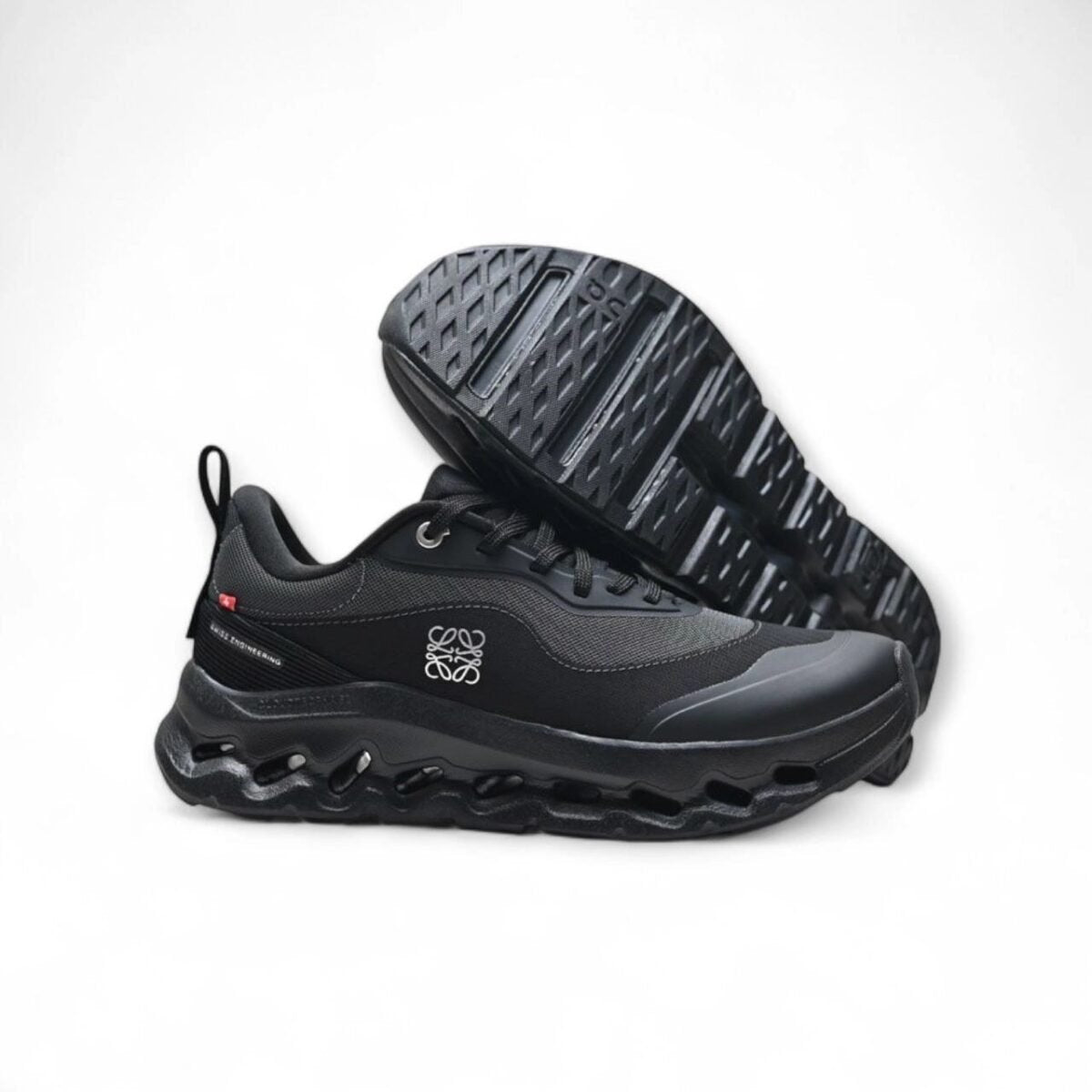 On Running x Loewe Cloudtilt 2.0 - black